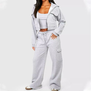 Nouvel Arrivage 2026 – Ensemble Survêtement Femme 2 Pièces de Qualité Supérieure – Tenue de Sport Tendance avec Haut Court Assorti - Product Image 1