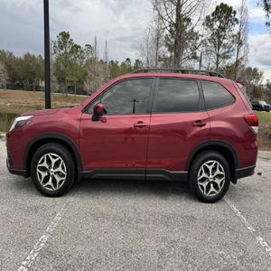 EXCELENTE ESTADO Subaru Forester Premium 2023 - Product Image 2