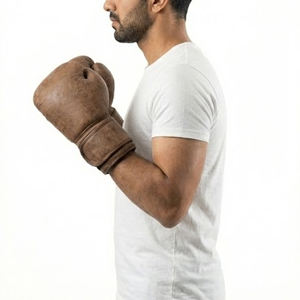 Gants de boxe professionnels en cuir authentiques et neufs avec logo personnalisé, antidérapants, unisexes pour l'entraînement de boxe - Product Image 2