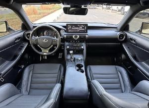 รถเล็กซัส IS350 F Sport ปี 2021 เกียร์อัตโนมัติ เครื่องยนต์ไฮบริด 3.5 ลิตร เทอร์โบ V6 6 สูบ กำลัง 311 แรงม้า ใช้เชื้อเพลิงเบนซิน - Product Image 2