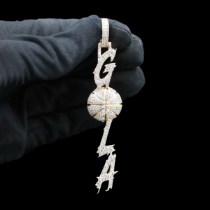 Pendentif unisexe personnalisé classique Hip Hop en acier inoxydable plaqué argent avec diamants CZ par Ice Legacy - Product Image 1