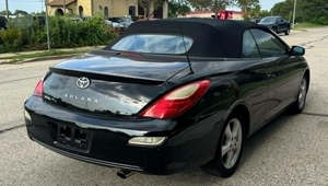 Bastante usado 2008 Toyota Camry Solara SLE V6 Coupe - Product Image 3