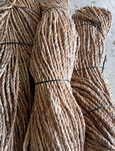 Cuerda ecológica de jacinto de agua que proporciona belleza natural y durabilidad para soluciones de diseño de interiores. - Product Image 5