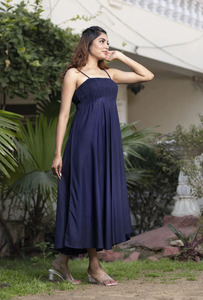 Tissu rayonne femmes élégantes décontracté fête Club soirée bleu longue Maxi robe avec fendu dos nu Maxi robe - Product Image 5