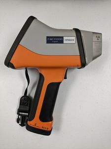 BUY NOW! X-MET8000 Handheld <b>XRF</b> <b>Analyzer</b> with 5W X-Ray Tube with Fast Material Composition & RealTime PMITesting - Exports Ready - Product Image 1