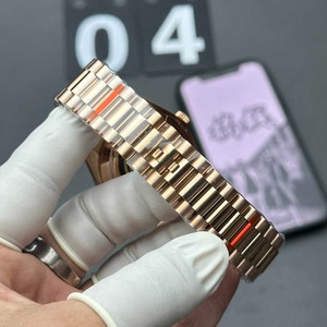 Reloj inteligente QF Factory Luxury Gold para hombre, caja de acero ultraancha de 186g con cristal de zafiro, calendario automático y pantalla de semana - Product Image 5