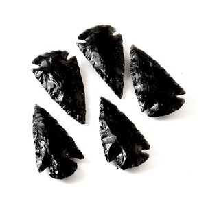 Punta de flecha de obsidiana negra hecha a mano en tamaño de 2 o 3 pulgadas - Product Image 4