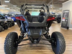 UTV RZR Pro S 4 Sport de la Mejor Calidad, Motor de 4 Tiempos, 4x4, Certificado por la EPA y la CEE, Bloqueo de Diferencial, Entrega a Domicilio en Todo el Mundo - Product Image 5