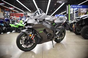 Ventas de la Ninja ZX-10RR ABS 2025 - Product Image 2