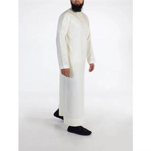 Thobe émirati de luxe noir, Kandura traditionnelle, vêtement arabe élégant, Jubba pour homme, doux et respirant, tenue islamique moderne - Product Image 2