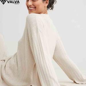 Sudadera de Mujer, Corte Ajustado, Tejido de Punto Grueso, Diseño Estampado con Bordado 3D, Ecológica, Personalizable, para Invierno - Product Image 4