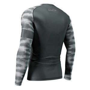 Chemise de compression unisexe à manches longues UPF50 respirante en polyester et élasthanne pour le Jiu Jitsu et le MMA, avec logo personnalisé - Product Image 5