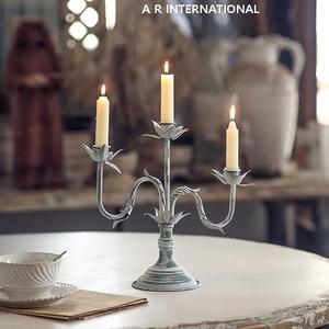 Bougeoir décoratif en fer rose avec fil à 3 bras pour Pâques, la Saint-Valentin, Noël, cadeaux - Product Image 2