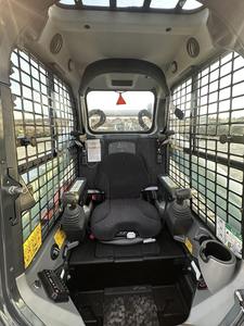 Minicargadora T770 de muy buena venta, motor Cummins y componentes del núcleo del rodamiento, diseño de cargadora sobre orugas - Product Image 4