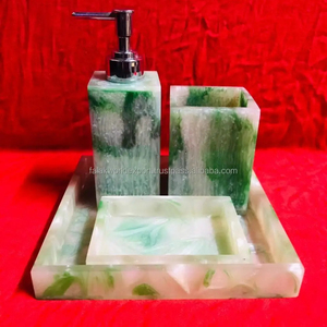 Artisanat indien Article Accessoires Produits Ensemble de salle de bain Offre Spéciale Élégant Hôtel Décor Poly Résine Bain Accessoires Ensembles Par FWE - Product Image 3