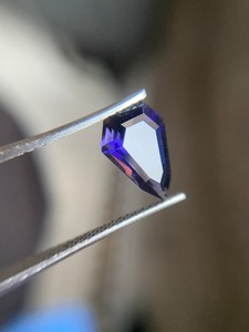 Haute qualité 100% naturel bleu Iolite Long coussin coupe pierre avec une bonne couleur et lustre qualité pierre précieuse en vrac pour la fabrication de bijoux - Product Image 3