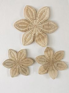 Fleur murale en rotin faite à la main, décoration florale en osier naturel - Product Image 3