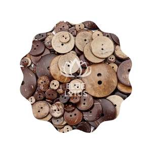 เครื่องประดับจากกะลามะพร้าวแท้ ดีไซน์เกาะทะเลที่ยั่งยืน - Product Image 1