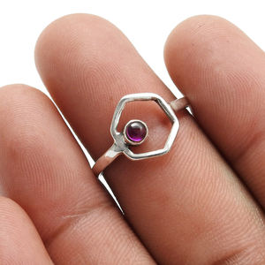 คอลเลกชันที่ออกแบบอย่างงดงามวางซ้อนกันได้100% อัญมณีทับทิมธรรมชาติ925เครื่องประดับทำด้วยมือเงินสเตอร์ลิงขายส่ง - Product Image 2