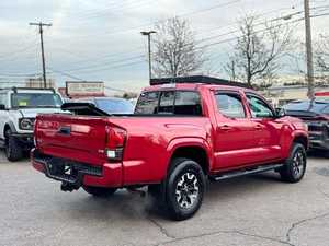 Tacoma SR V6 2022, Doble Cabina, 4x4, Volante a la Izquierda, Automático, Cuero, Sistema de Navegación R18, Paquete Deportivo/Carretera, Llantas de Aleación - Product Image 3