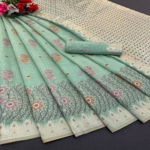 Sari de Algodón Hilado VASTRA COTTAGE con Tejidos Florales de Zari, Borde de Zari en Contraste, Pallu Rico, Combinado con Blusa de Brocado Butti - Product Image 2