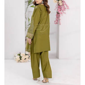 Traje Bordado para Mujer, Elegante Shalwar Kameez Pakistaní, Colección Formal, Traje Pakistaní de Lujo para Damas - Product Image 6