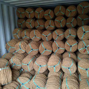 Tapis de bien-être tissé à la main en fibre de coco vietnamienne - Product Image 6