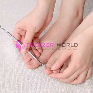 Lime à ongles avec boîte de rangement, outils incluant un ensemble de 6 couteaux à ongles - Product Image 3