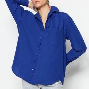 เสื้อเชิ้ตผู้หญิงแบบสบายๆ ป้องกันริ้วรอย น้ำหนักเบา ระบายอากาศได้ดี แห้งเร็ว สวมใส่ง่าย สบาย รับสกรีนโลโก้ คุณภาพสูง - Product Image 1