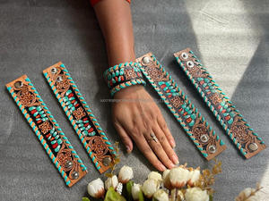 Nouvelle arrivée vente chaude Western élégant peint à la main en cuir repoussé main manchette bracelets unisexe usage quotidien accessoire de mode - Product Image 2