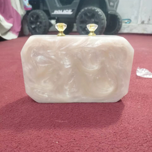 Color granate hecho a medida con bordes de cristal diseñado embragues de resina con cristales embellecidos para tiendas de accesorios de moda - Product Image 1