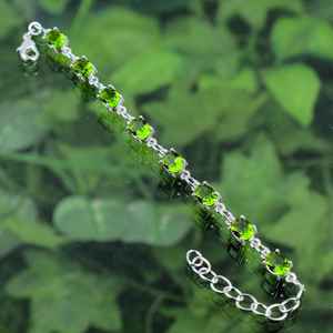 สร้อยอัญมณีเพอริดอตสีเขียวเงินสเตอร์ลิง925แบบปรับได้โซ่แบบโบฮีเมียนทันสมัยของขวัญสำหรับงานแต่งงานของคริสเตียน - Product Image 1