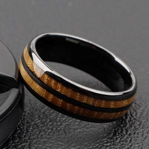 POYA-anillo con incrustación de madera de barril de whisky para hombre, banda de boda Vintage de 8mm con cúpula de cerámica negra - Product Image 4