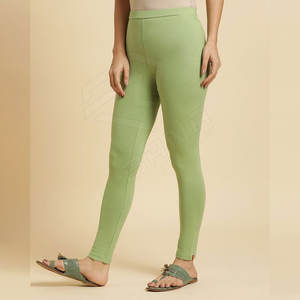 <b>Women's</b> High Waist Winter <b>Fleece</b> <b>Leggings</b> Breathable Spandex Yoga Pants With Logo <b>for</b> Gym Use - Product Image 2