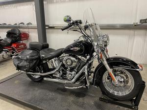 Harley-Davidson d'occasion 2015 ®   FLSTC - Heritage Softail ®   Classique disponible à la vente - Product Image 4