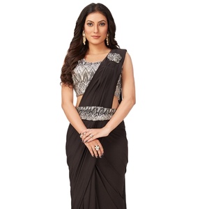 Collection de vêtements de fête prêts à l'emploi en tissu de soie importé avec bordure de travail à paillettes pour femmes, vêtements indiens et pakistanais - Product Image 1