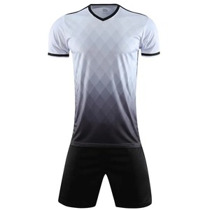 ชุดเสื้อเจอร์ซีย์ฟุตบอลสำหรับเด็กและเยาวชนชายเสื้อกีฬาเสื้อวอลเลย์บอลชุดกางเกงขาสั้นชุดกีฬาพิมพ์ลายได้ตามต้องการ