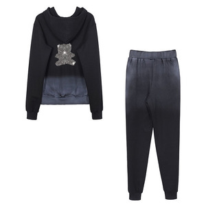 Survêtement d'hiver surdimensionné 2 pièces pour femmes grande taille Full Decorate Rhinestone Hoodies 2-Piece Rhinestone Hoodie Sets - Product Image 4