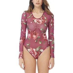 Kadın seksi tam örgü uzun kollu Bodysuits Clubwear iç çamaşırı tulum pijama dantel Bodysuit see through Romper