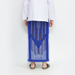 Vente en gros ATLAS Idaman Sarong musulman pour homme Indonesia Rayon Blue Premium Quality 125x105cm - Product Image 3