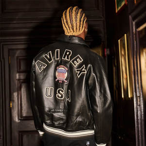 Proveedor OEM, chaquetas universitarias personalizadas, cuello de punto acanalado, botón a presión, Interior suave, ideal para uniformes informales y de equipo - Product Image 6