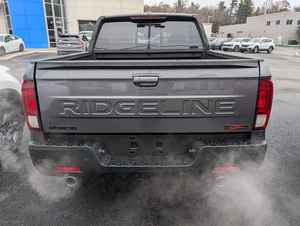 Modèle le mieux noté 2026 Hon-da Ridge-line Trail-Sport AWD Crew Cab Pickup - Product Image 3