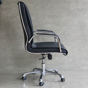 Chaise de bureau pivotante moderne MF873, hauteur réglable, revêtement en cuir PU et structure en bois, pour bureau à domicile - Product Image 4