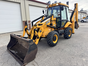 ซื้อรถตักล้อยาง JCB 3CX ราคาถูก พร้อมลูกปืนและเกียร์ Parker เครื่องยนต์ดีเซล กำลังขุดสูง - Product Image 2