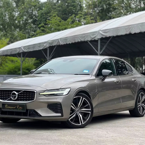 Buena Oferta para V70 Recharge T8 Polestar Engineered 2022, Eléctrico, Tracción en las Cuatro Ruedas, Automático, Bajo Kilometraje, R20, Luz Izquierda, Panorámico - Product Image 1