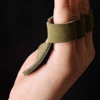 Poignées de gymnastique en cuir suédé Protection de la paume Accessoires de gymnastique pour l'entraînement de gymnastique Chiba Grip Pad Pull ups Poignées d'haltérophilie