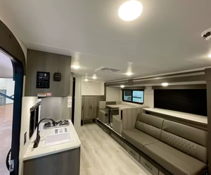 Camping-cars et caravanes d'occasion abordables 2024 2025 2023 Keystones Hideout Sport 186SS - Product Image 3