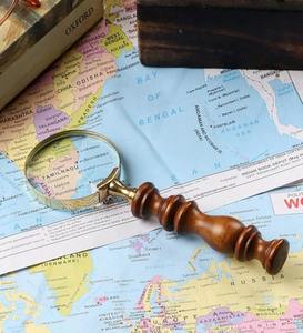 Designer 4\" Brass Magnifier Wooden Base Beautiful Table Top Magnifying Glass for <b>Books</b> Newspaper Home Decoration Wedding - Product Image 2