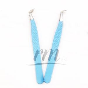 Pinzas de Punta pulida plateada RMI y agarre de pinzas con recubrimiento en polvo azul cielo personalizado Punto de volumen de arranque de 45/65/90 grados - Product Image 1