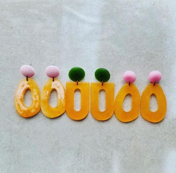 ตามที่แสดง